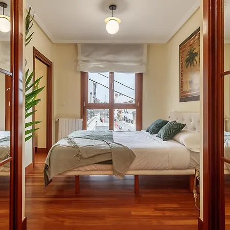 Olabeaga, Vivienda Turistica Urbana De Diseno Con Wifi *