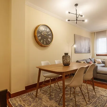 Olabeaga, Vivienda Turistica Urbana De Diseno Con Wifi *