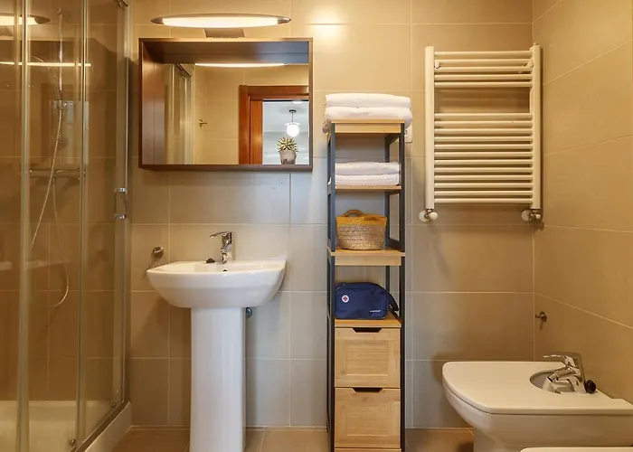 Olabeaga, Vivienda Turistica Urbana De Diseno Con Wifi Бильбао