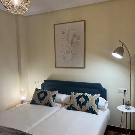 Olabeaga, Vivienda Turistica Urbana De Diseno Con Wifi アパート