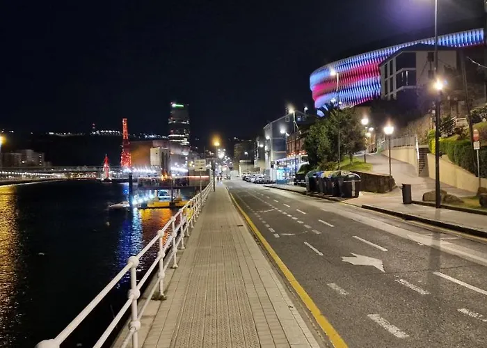 Olabeaga, Vivienda Turistica Urbana De Diseno Con Wifi アパート